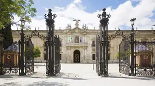 Fachada de la Universidad de Sevilla Fachada de la Universidad de Sevilla