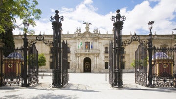 Fachada de la Universidad de Sevilla