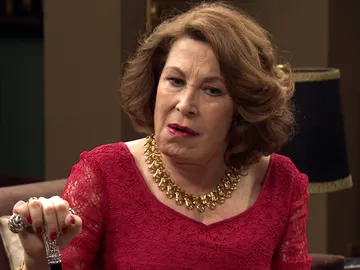 Ana María:"¡Estás robando a tu propia madre!" Ana María:"¡Estás robando a tu propia madre!"