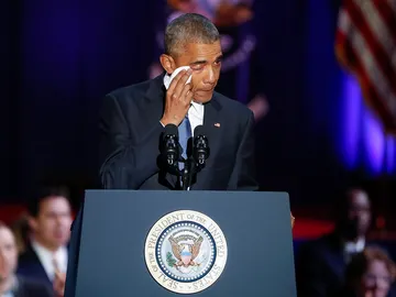 Obama, emocionado en su discurso de despedida Obama, emocionado en su discurso de despedida