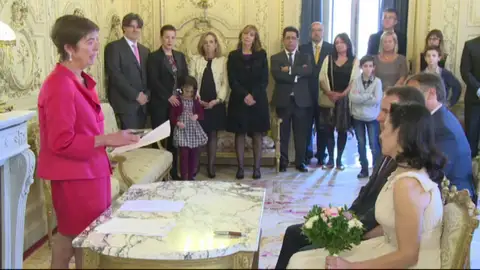 Frame 10.029726 de: Las bodas católicas marcan su mínimo histórico Frame 10.029726 de: Las bodas católicas marcan su mínimo histórico