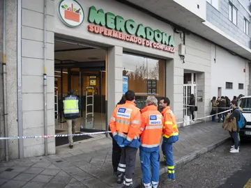 Vista del supermercado en el barrio de As Lagoas (Ourense) Vista del supermercado en el barrio de As Lagoas (Ourense)