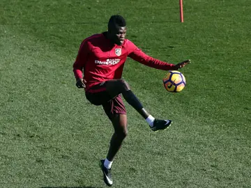 Thomas, durante un entrenamiento con el Atlético de Madrid Thomas, durante un entrenamiento con el Atlético de Madrid