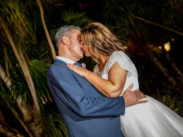 Ruth y Jaime no dudan en besarse en su primera sesión de fotos Ruth y Jaime no dudan en besarse en su primera sesión de fotos