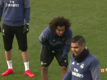 Frame 27.466666 de: BalonazoMarceloA3D Frame 27.466666 de: BalonazoMarceloA3D