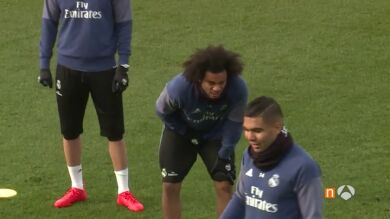 El doloroso balonazo en la entrepierna que se llevó Marcelo en el entrenamiento