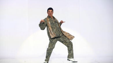 Imposible no llorar de la risa con Arturo Valls y el pegadizo ‘Pen-Pineapple-Apple-Pen’ de Pikotaro