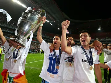 Los jugadores del Real Madrid celebran la consecución de la décima Champions League Los jugadores del Real Madrid celebran la consecución de la décima Champions League