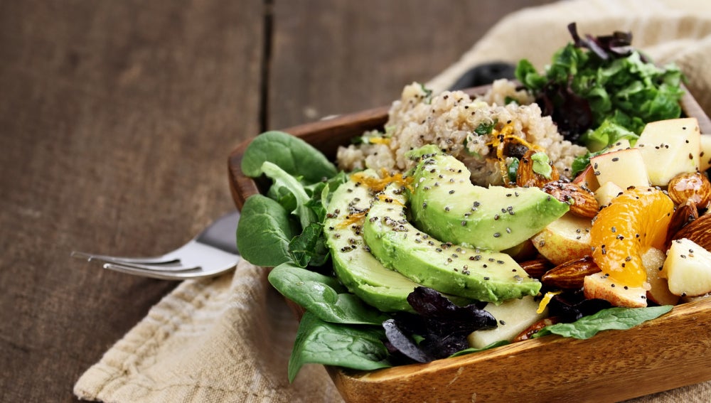 El aguacate para cenar engorda