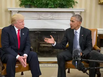 Barack Obama y Donald Trump se dirigen a los medios durante su encuentro Barack Obama y Donald Trump se dirigen a los medios durante su encuentro