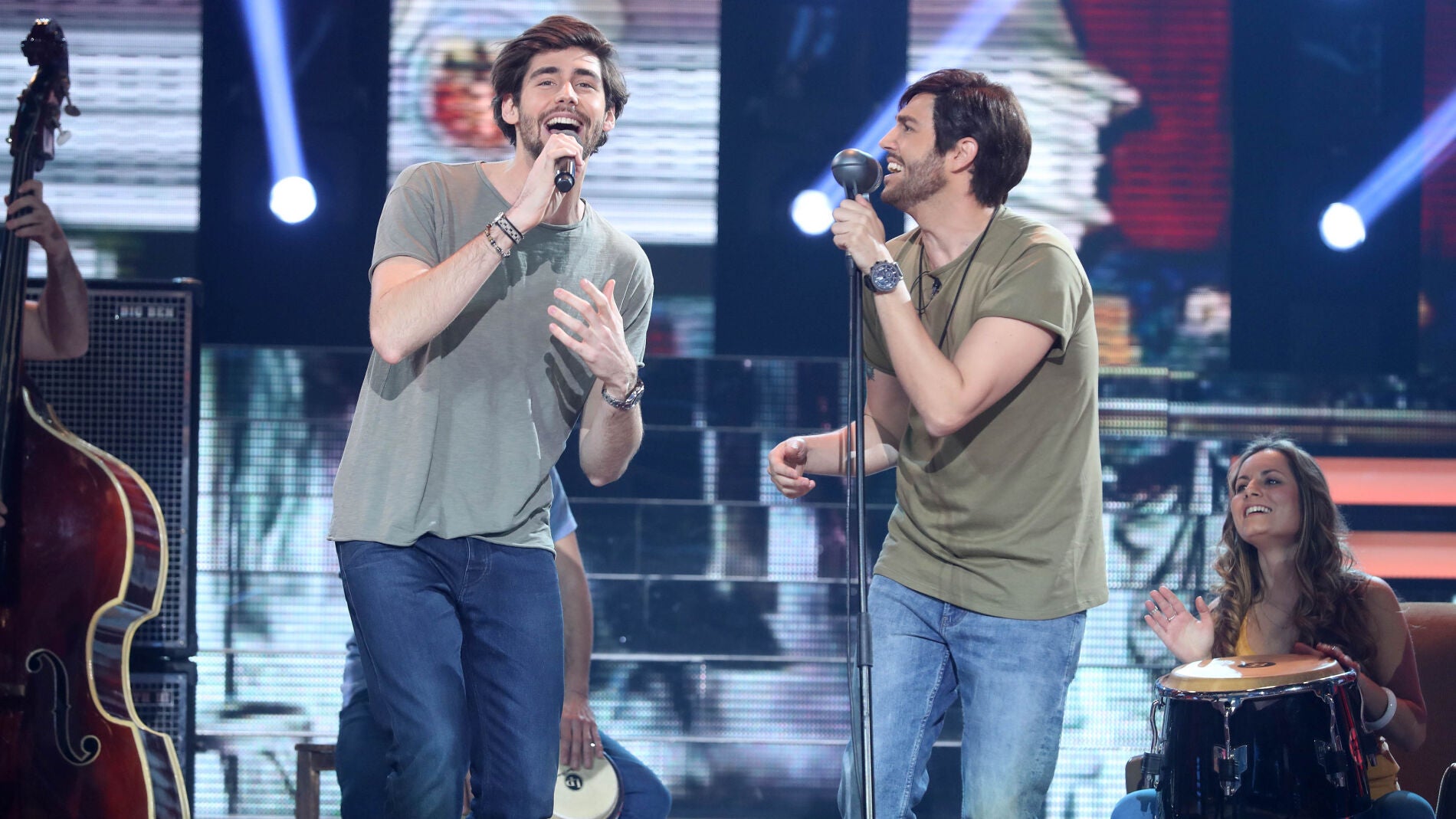 David Guapo enamora a &lsquo;Sof&iacute;a&rsquo; junto a &Aacute;lvaro Soler 