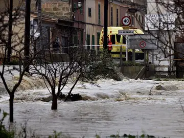 La localidad de Vilafranca ha quedado incomunicado por las inundaciones La localidad de Vilafranca ha quedado incomunicado por las inundaciones