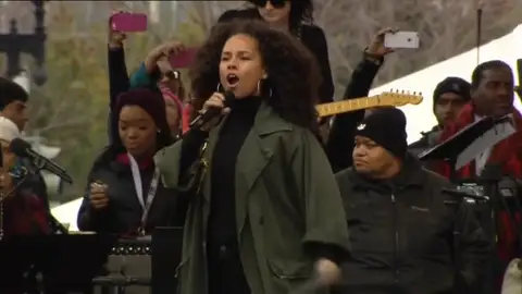 Frame 14.854665 de: keys Frame 14.854665 de: keys