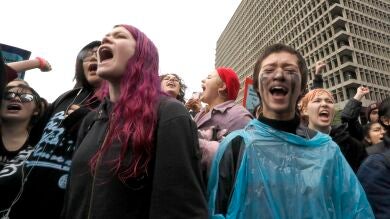 Más de 200 detenidos en las protestas contra la investidura de Trump en Washington