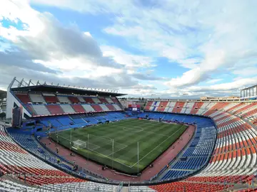 El estadio Vicente Calderón El estadio Vicente Calderón