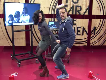 Beatriz Luengo pone a prueba su destreza con el twerking Beatriz Luengo pone a prueba su destreza con el twerking