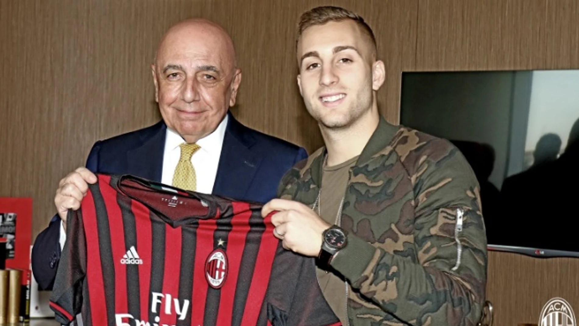 Gerard Deulofeu, nuevo jugador del Milan hasta junio de 2017 Gerard Deulofeu, nuevo jugador del Milan hasta junio de 2017
