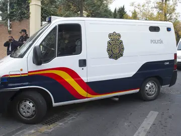 Un furgón de la Policía Nacional Un furgón de la Policía Nacional