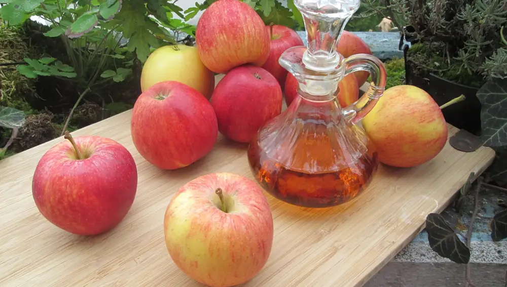 El azúcar de la manzana es responsable de las propiedades beneficiosas del vinagre