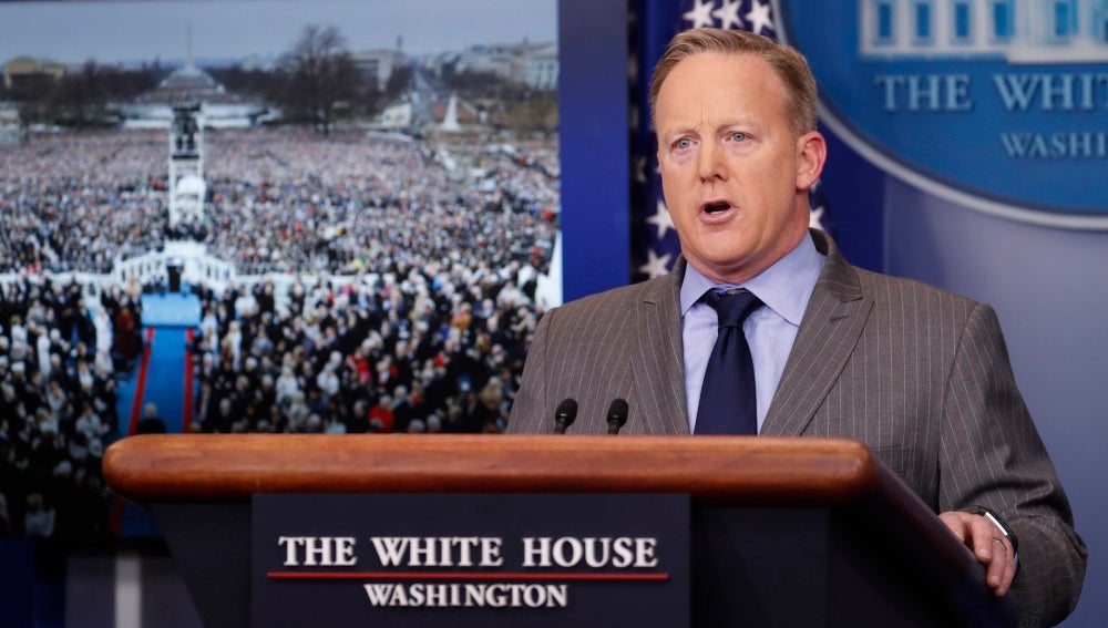 El nuevo portavoz de la Casa Blanca, Sean Spicer