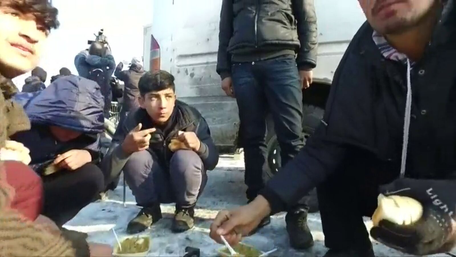 Las ONG denuncian el maltrato policial a los niños refugiados en Croacia