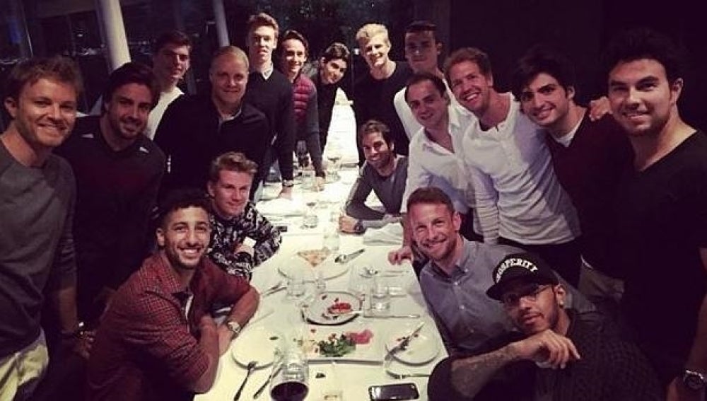 Los pilotos de F1, de cena