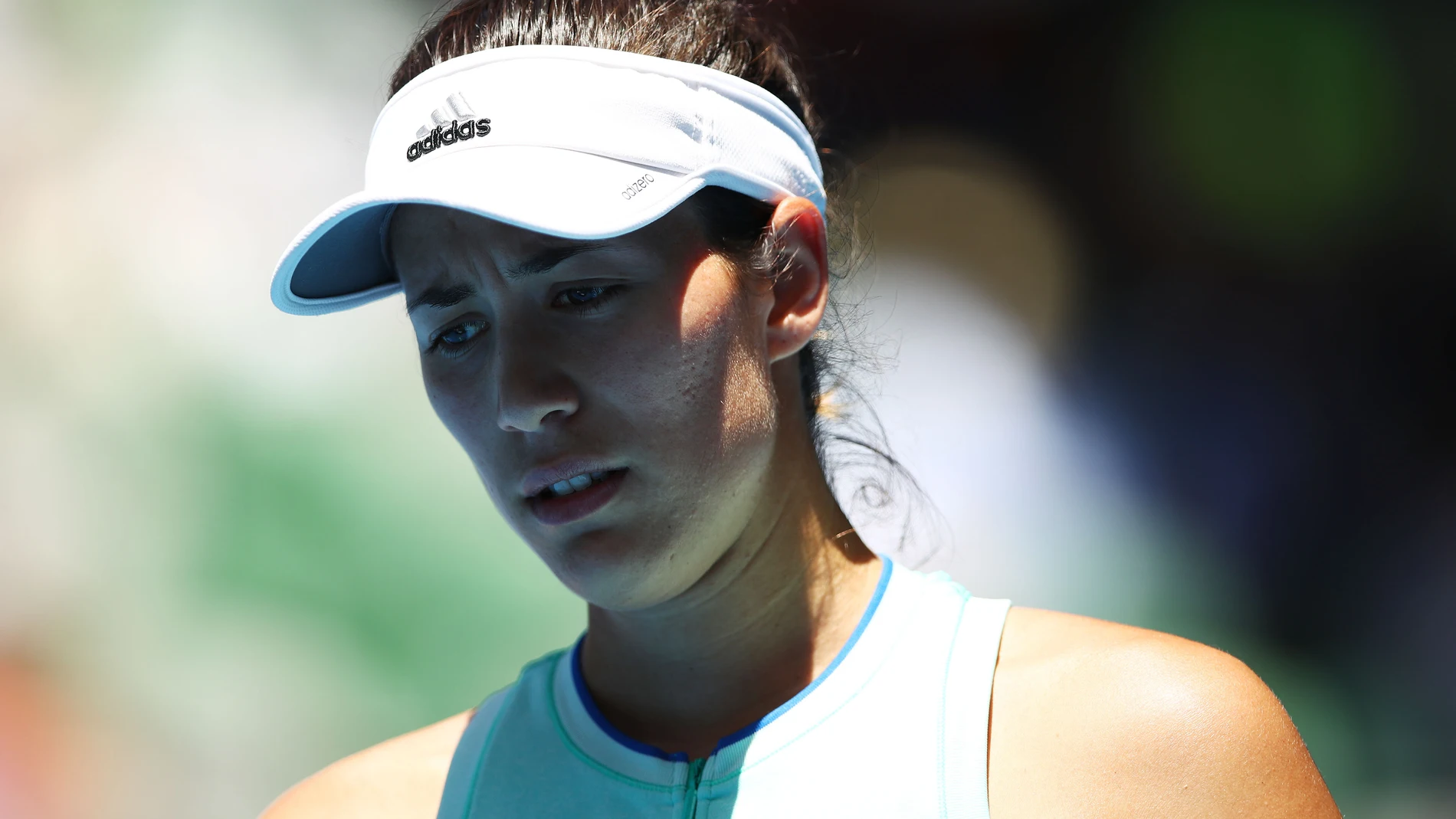 Garbiñe Muguruza se lamenta en un partido del Open de Australia Garbiñe Muguruza se lamenta en un partido del Open de Australia