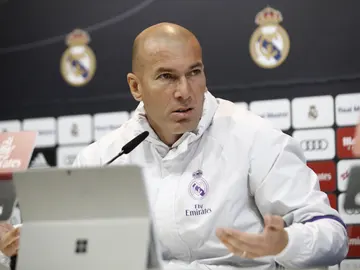 Zidane, en rueda de prensa Zidane, en rueda de prensa