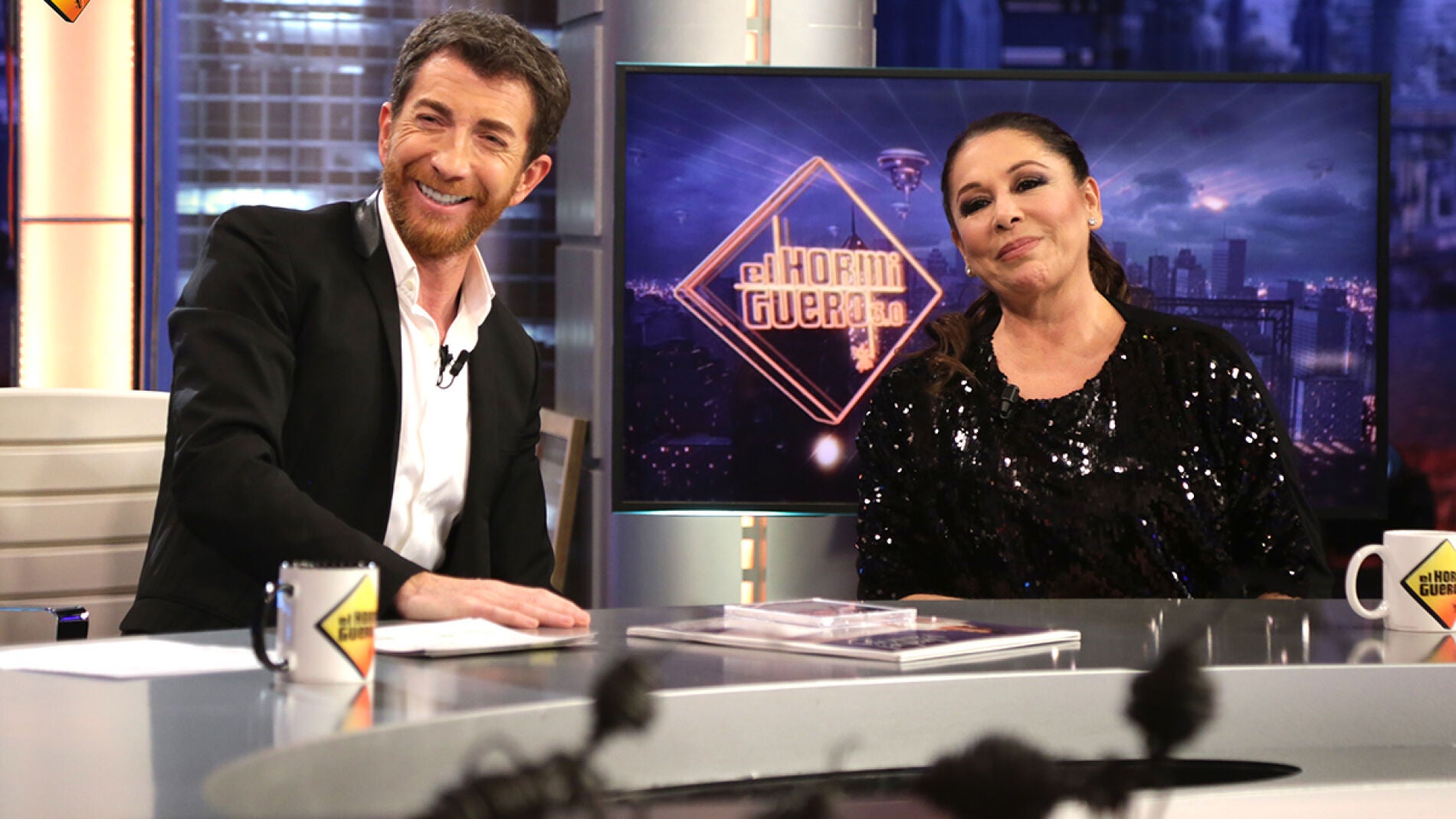 Isabel Pantoja, emocionada: "He amado a Juan Gabriel en todo, su p&eacute;rdida fue un golpe muy duro"