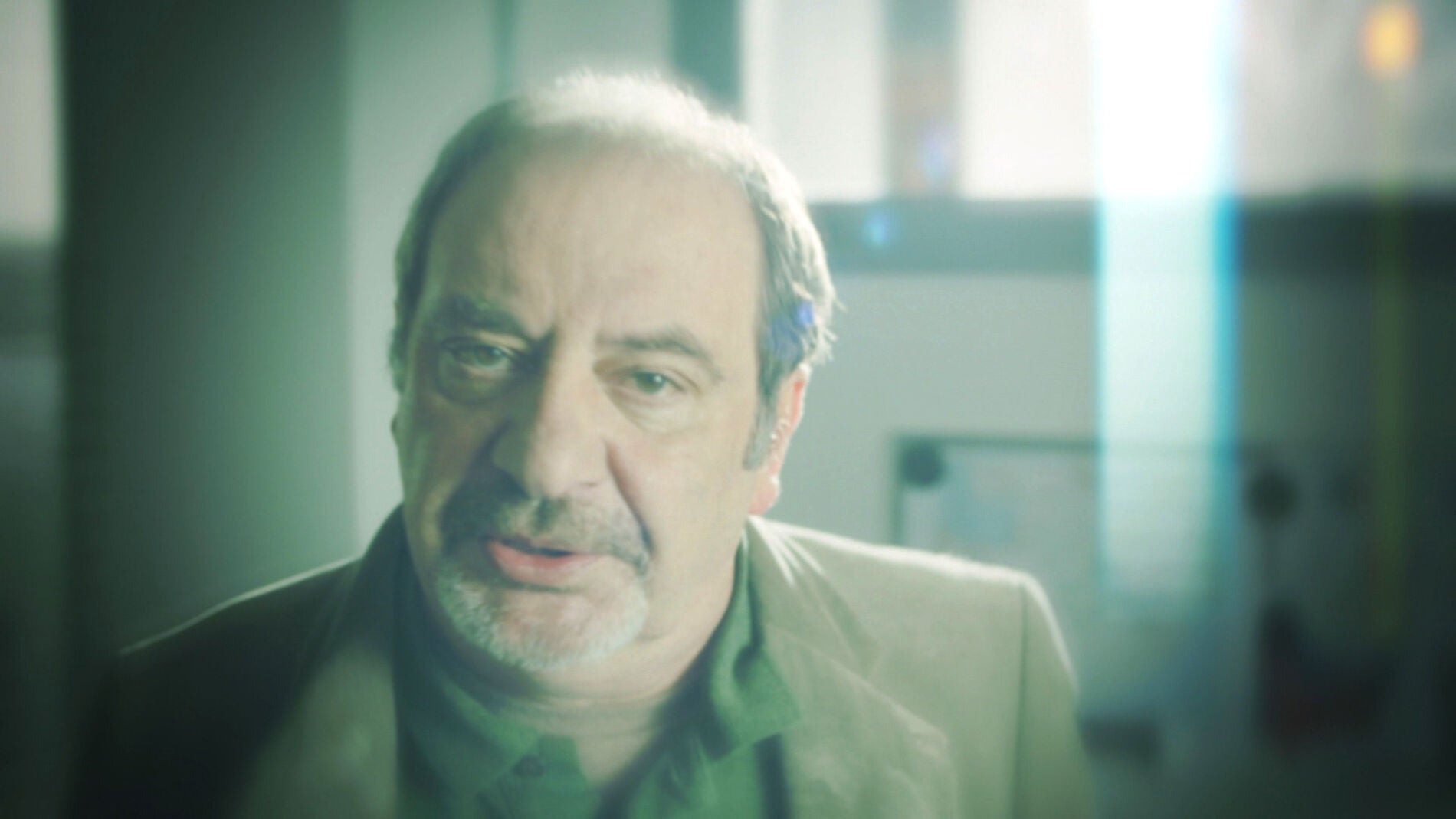 Las visiones de &Aacute;lex revelan la implicaci&oacute;n de C&eacute;sar en el caso