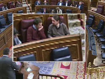 Frame 4.095225 de: Iglesias y Errejón protagonizan una intensa y larga bronca que llega a centrar la atención del Congreso Frame 4.095225 de: Iglesias y Errejón protagonizan una intensa y larga bronca que llega a centrar la atención del Congreso