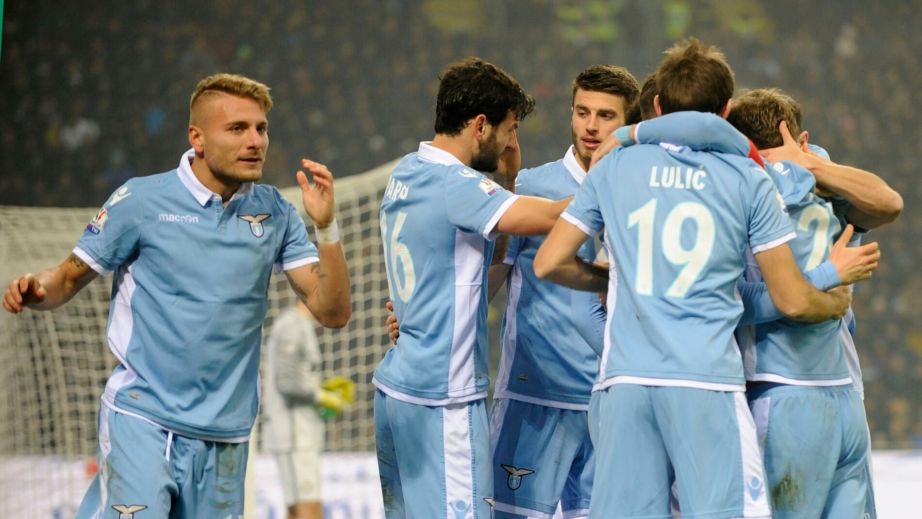 Los jugadores de la Lazio celebrando uno de los goles frente al Inter