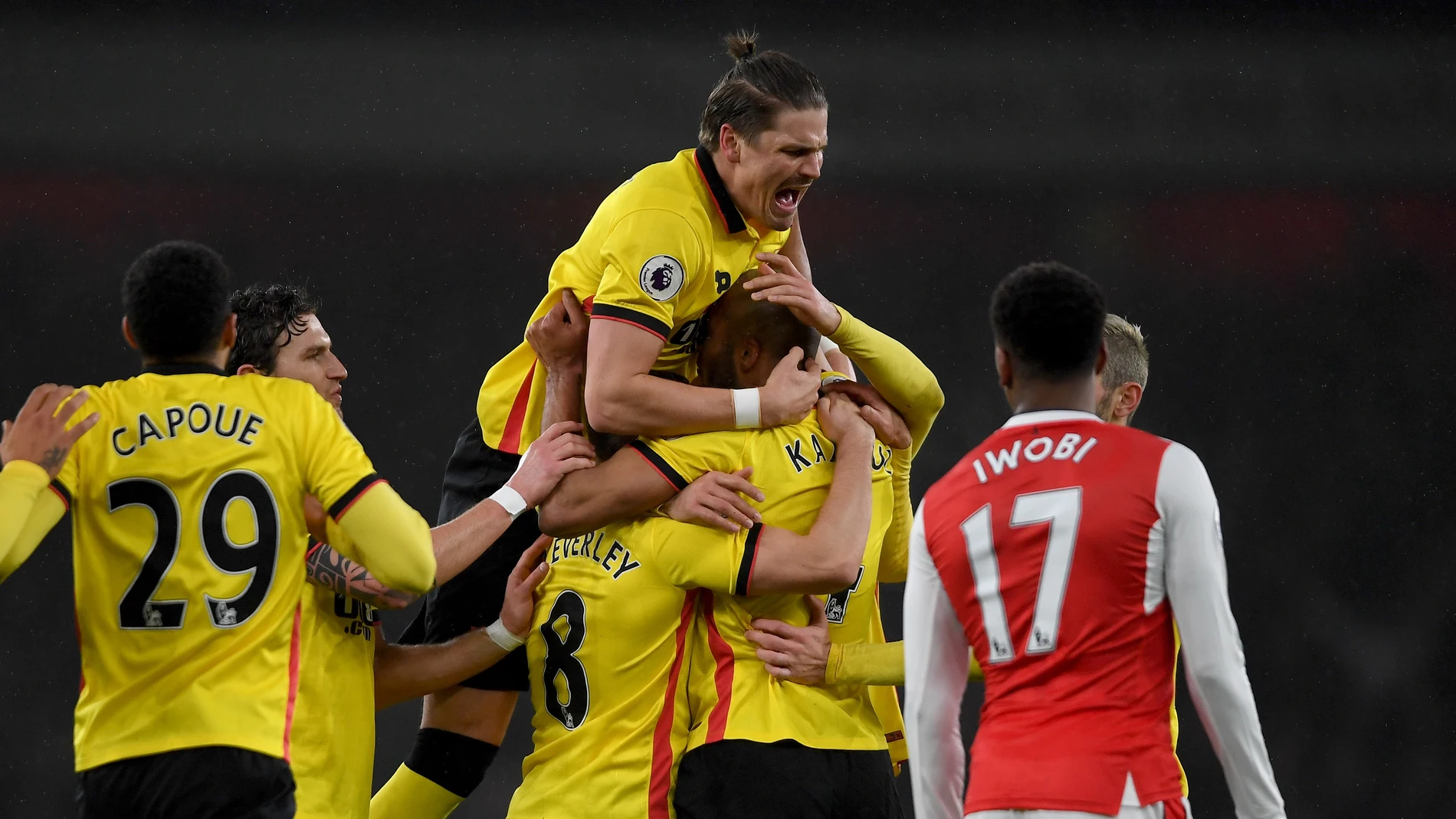 Los jugadores del Watford celebran un gol ante el Arsenal Los jugadores del Watford celebran un gol ante el Arsenal