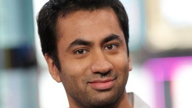 El actor de 'House' Kal Penn utiliza un insulto racista para recaudar fondos para los refugiados sirios