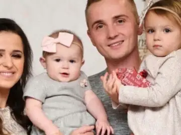 Vadim Kondratyuk Anatoliyevich junto a su familia Vadim Kondratyuk Anatoliyevich junto a su familia