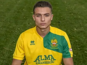 El futbolista Alfie Barker El futbolista Alfie Barker