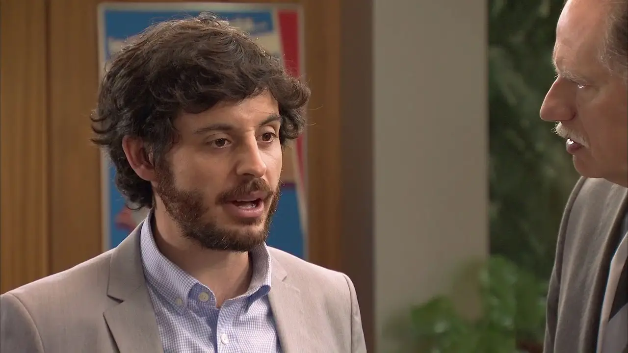 Jaime deja la empresa y se enfrenta a Alonso