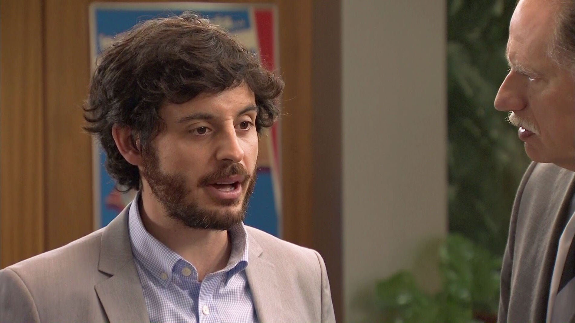 Jaime deja la empresa y se enfrenta a Alonso