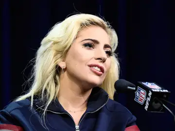 Lady Gaga, en la rueda de prensa previa a la Super Bowl Lady Gaga, en la rueda de prensa previa a la Super Bowl