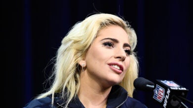 Lady Gaga suspende su gira europea 