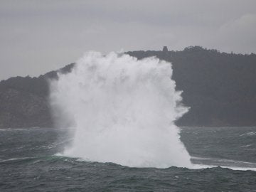 Olas de más de 10 metros de altura en Galicia