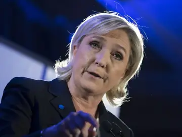 Marine Le Pen durante una rueda de prensa para informar de la agenda medioambiental de su partido Marine Le Pen durante una rueda de prensa para informar de la agenda medioambiental de su partido