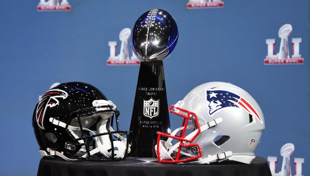 Los Falcons y los Patriots, en busca del trofeo de la Super Bowl