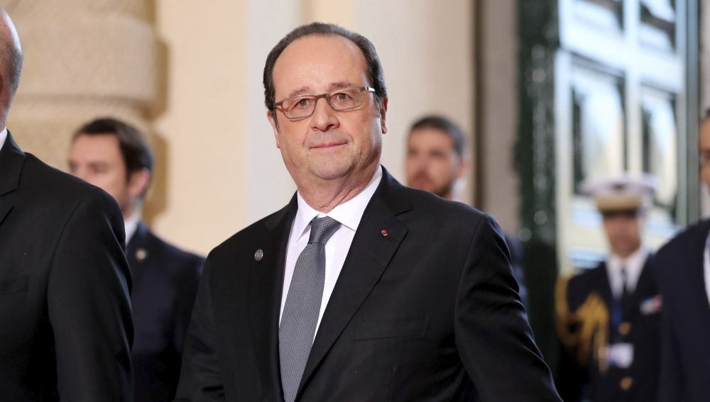 El presidente galo, François Hollande, a su llegada a la cumbre informal de líderes de la UE en La Valeta (Malta)