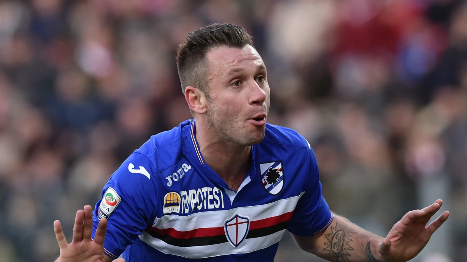 Cassano, en un partido con la Sampdoria Cassano, en un partido con la Sampdoria