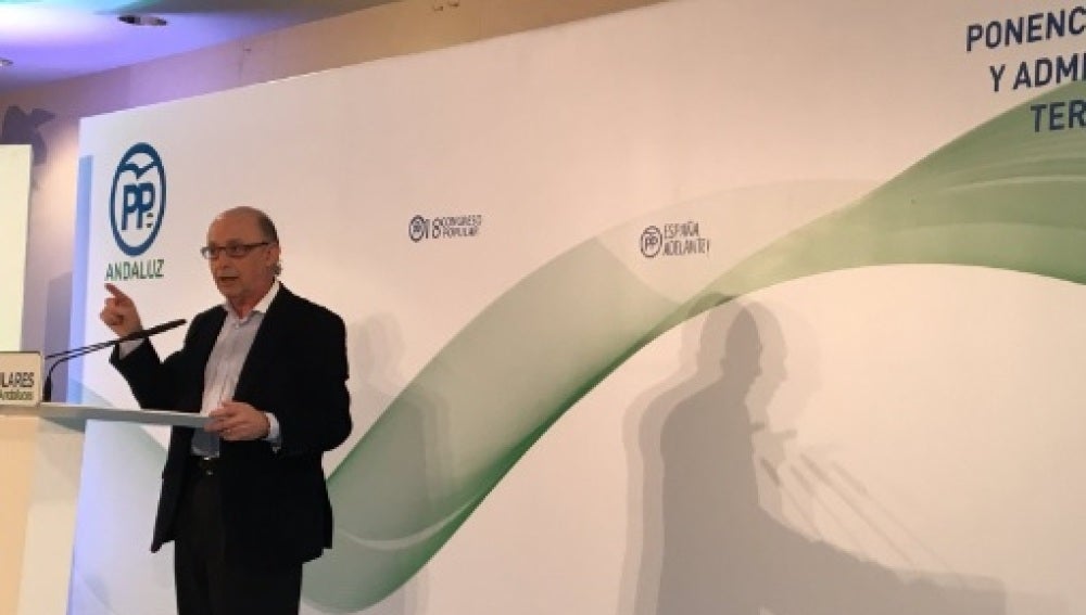 Cristóbal Montoro durante su intervención