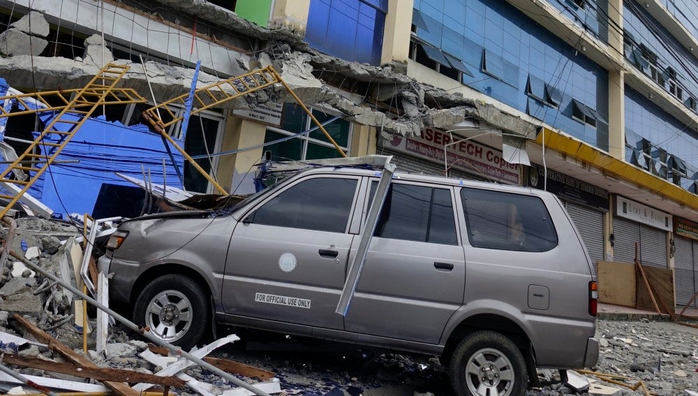 Destrozos provocados por el terremoto de Filipinas