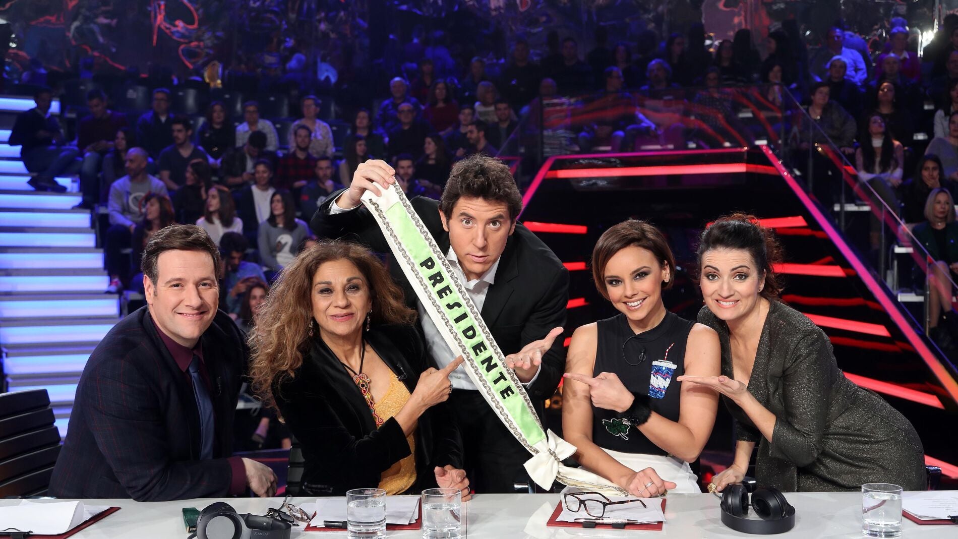 El equipo de 'Tu cara me suena' se vuelca con &Agrave;ngel Ll&agrave;cer