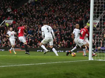 Juan Mata anotando un gol con el United Juan Mata anotando un gol con el United
