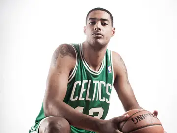 Fab Melo, con la camiseta de los Boston Celtics Fab Melo, con la camiseta de los Boston Celtics